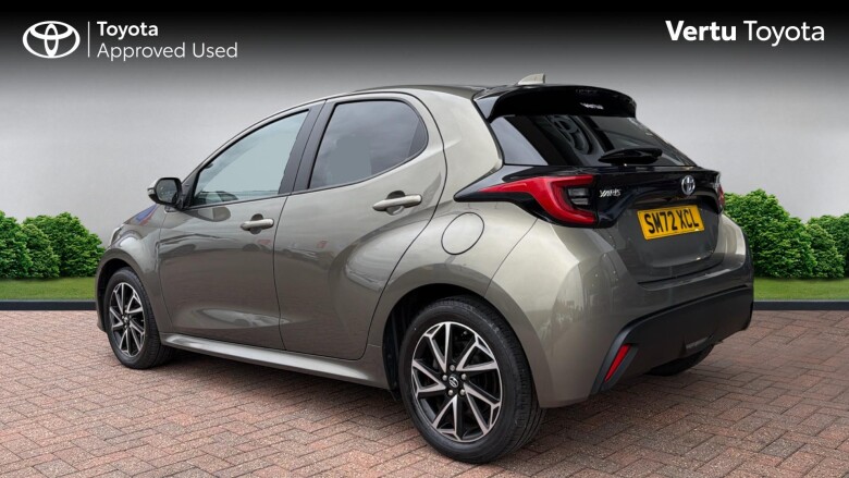 Toyota Yaris 1.5 Hybrid Design 5dr CVT Hybrid Hatchback